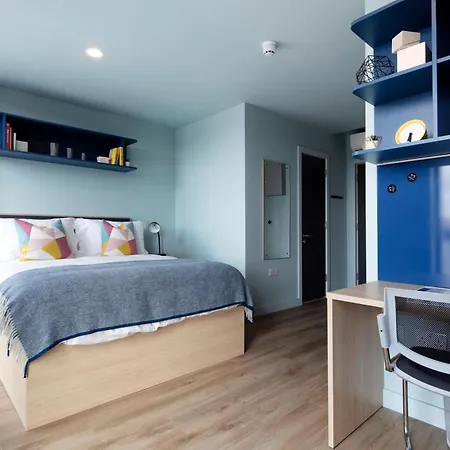 Coleman Court Summer Апартаменты *