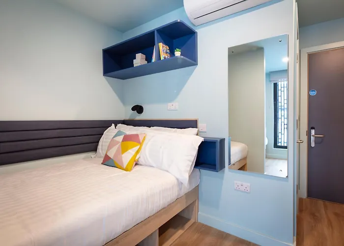 Coleman Court Summer Apartment *