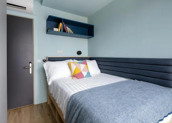 Апартаменты Coleman Court Summer