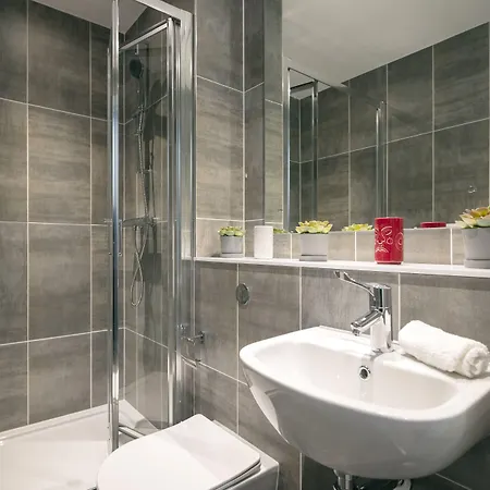 Coleman Court Summer